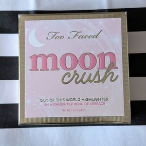 New In Box TOO FACED MOON CRUSH HIGHLIGHTER Summer Moon Tone